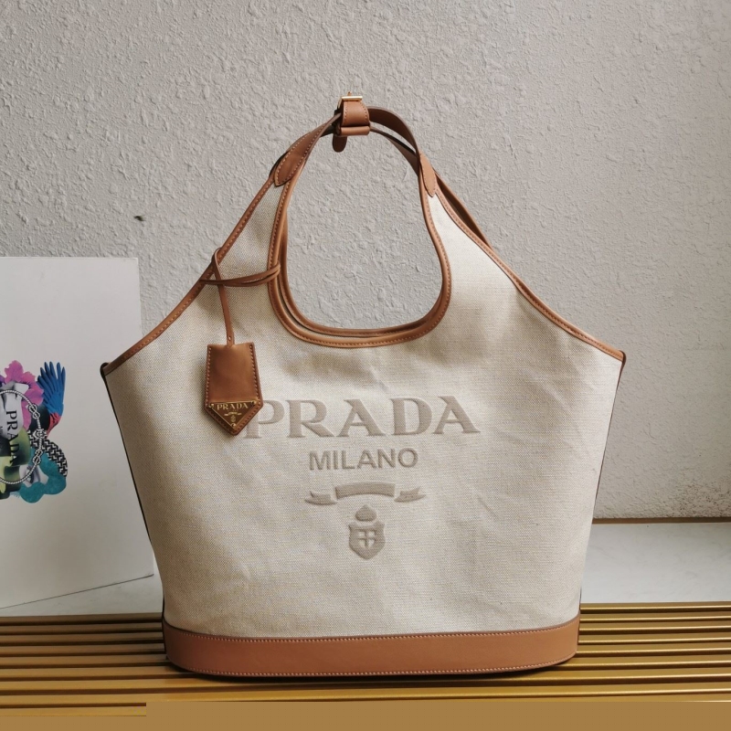 Pra*a shopping bags